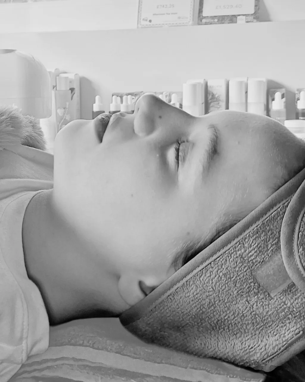 Pure & Simple Teen Skin Facial